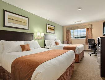 Super 8 By Wyndham Saskatoon Near Saskatoon Airport Hotel Bagian luar foto