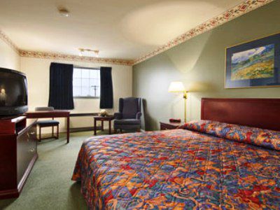 Super 8 By Wyndham Saskatoon Near Saskatoon Airport Hotel Ruang foto